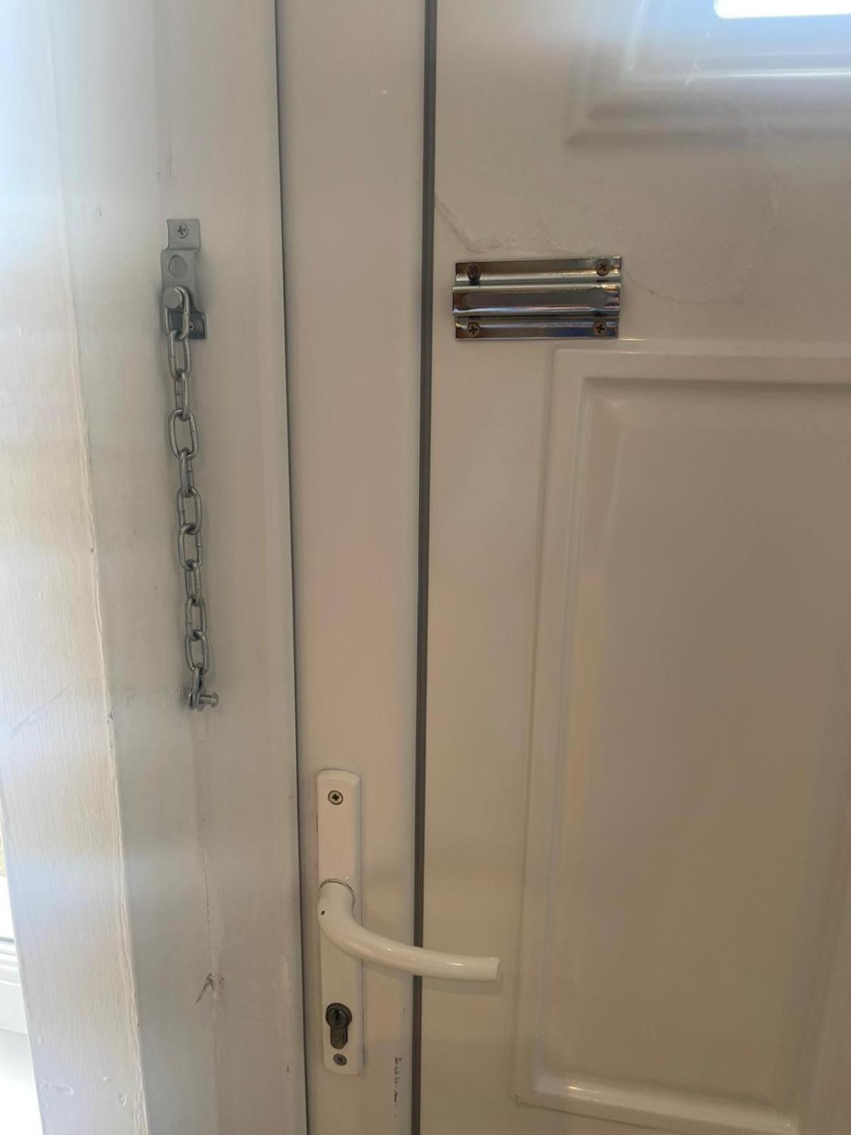 One Bedroom In Spacious Bungalow, Free Parking & Private Entrance 爱丁堡 外观 照片